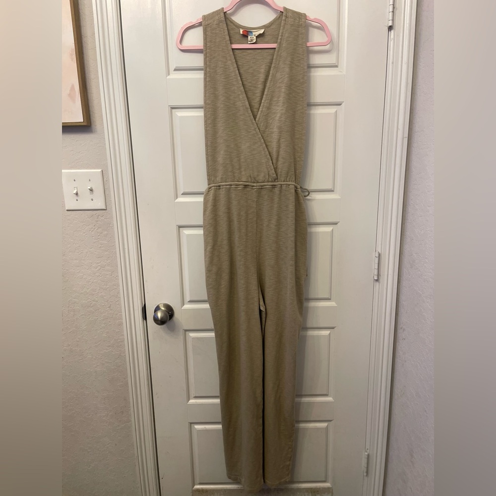 Free People Beach Lets Chill Woman’s Tan Jumpsuit Preloved Size: Medium